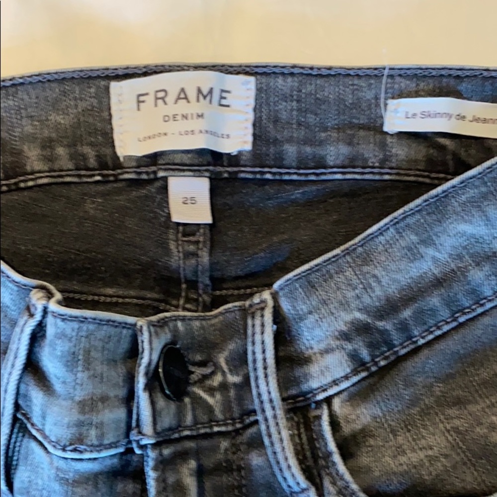 Jeans - Picture 2 of 3